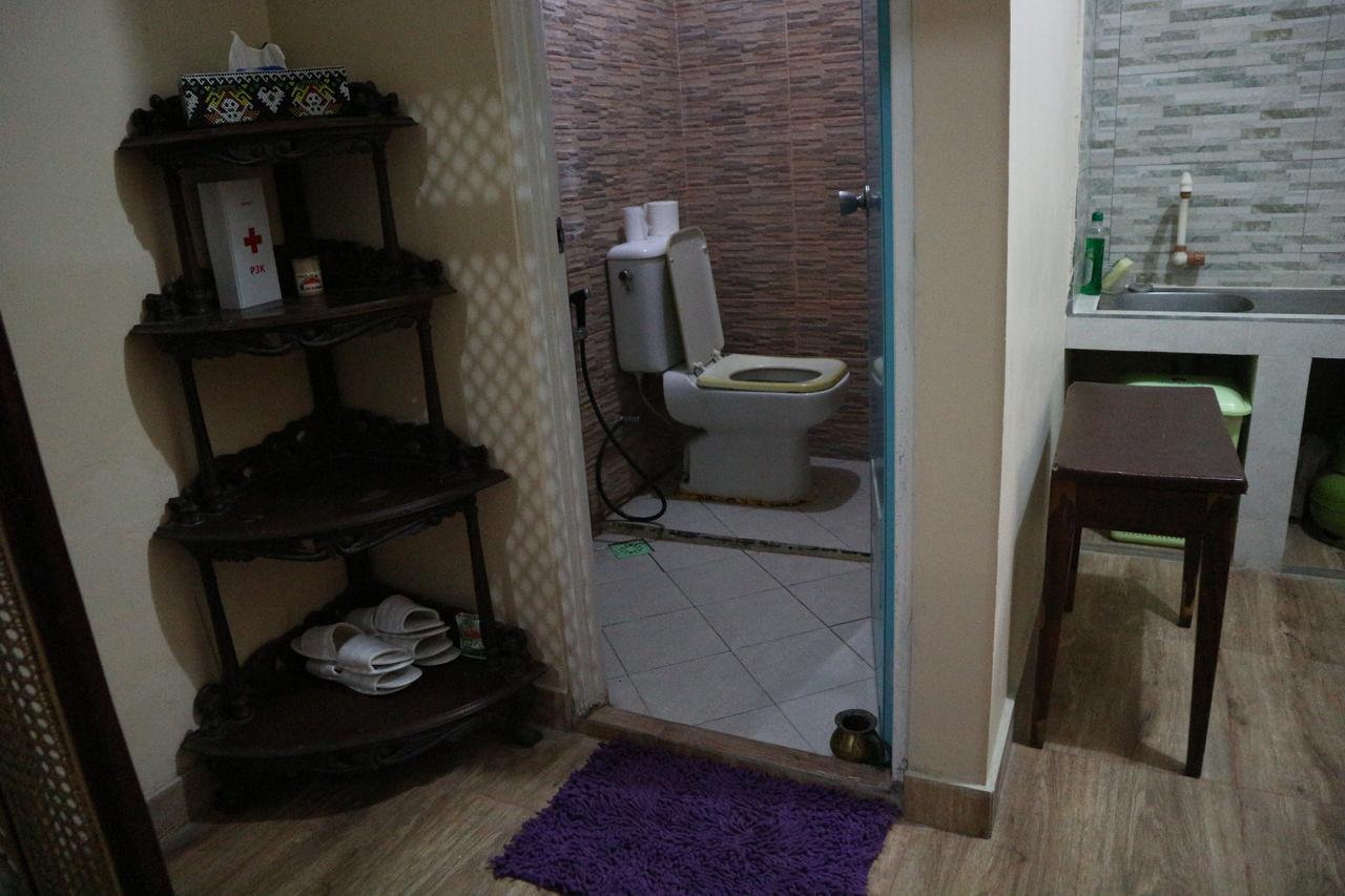 Kembar Guesthouse Yogyakarta Exteriör bild